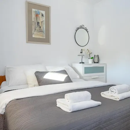 2 Bedroom Beautiful In Radovcici